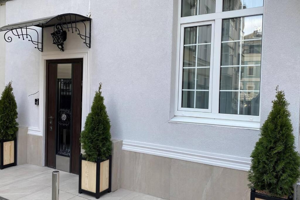 شقة Hidden Gem With Its Own Private Entry At Lypky كييف المظهر الخارجي الصورة